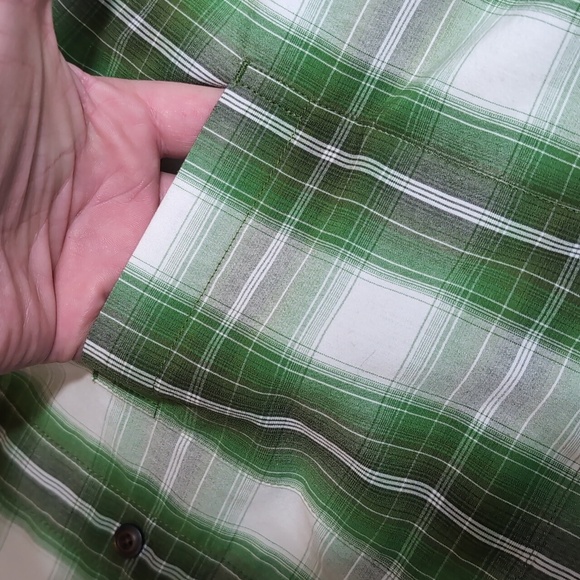 5.11 Tactical Short Sleeve Snap Up Green Plaid Camp Shirt Size Large - Picture 7 of 8